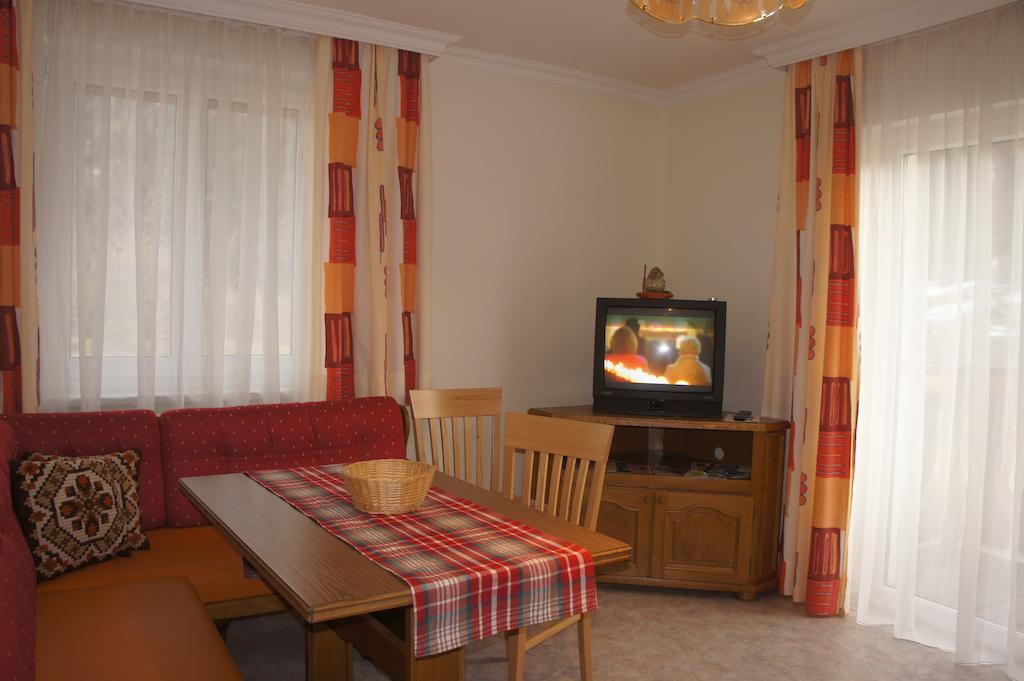 Appartementhaus Alpina Flattach Rom bilde