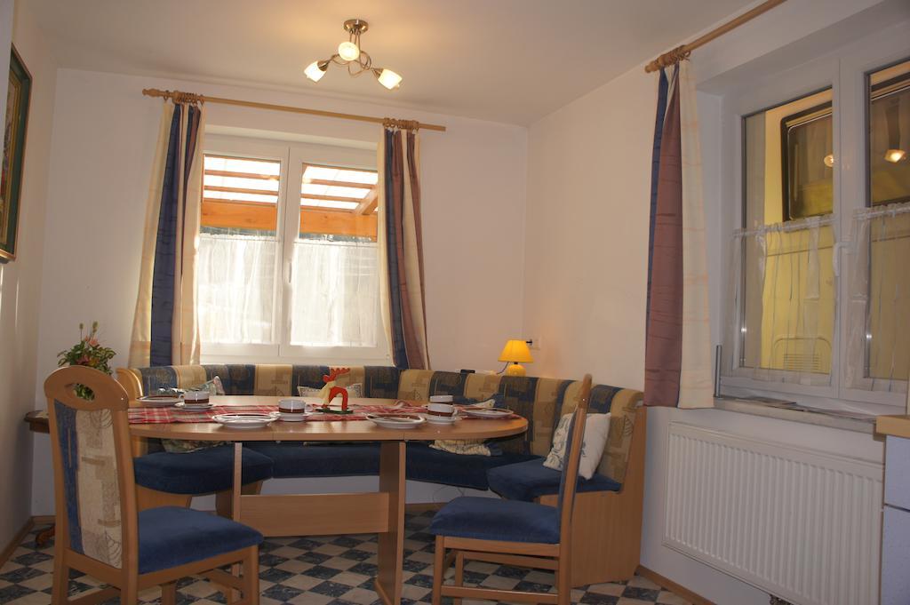 Appartementhaus Alpina Flattach Rom bilde